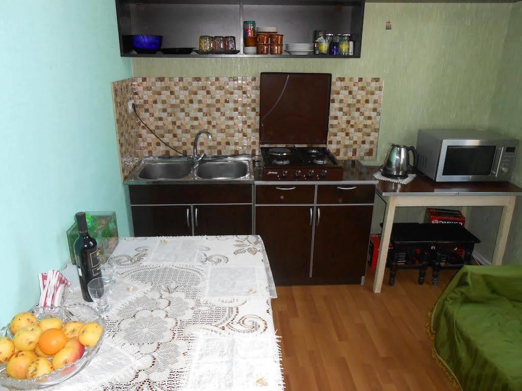 Gis Guest House Tiflis Exterior foto