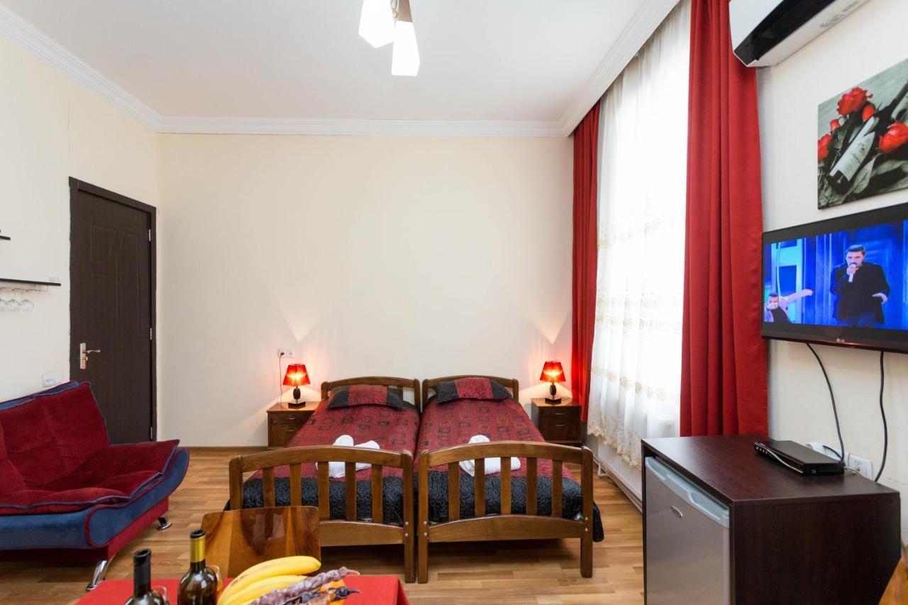 Gis Guest House Tiflis Exterior foto
